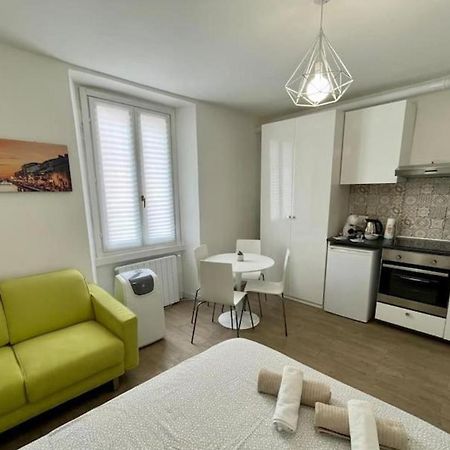 Bomboniera Sui Navigli Con A/C & Wi-Fi Apartment มิลาน ภายนอก รูปภาพ