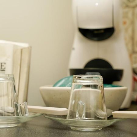 Bomboniera Sui Navigli Con A/C & Wi-Fi Apartment มิลาน ภายนอก รูปภาพ