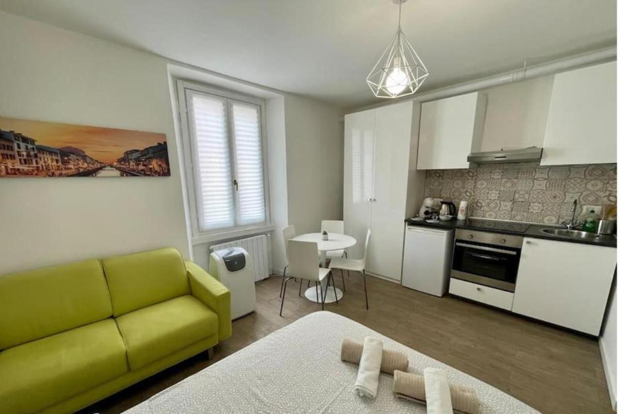Bomboniera Sui Navigli Con A/C & Wi-Fi Apartment มิลาน ภายนอก รูปภาพ